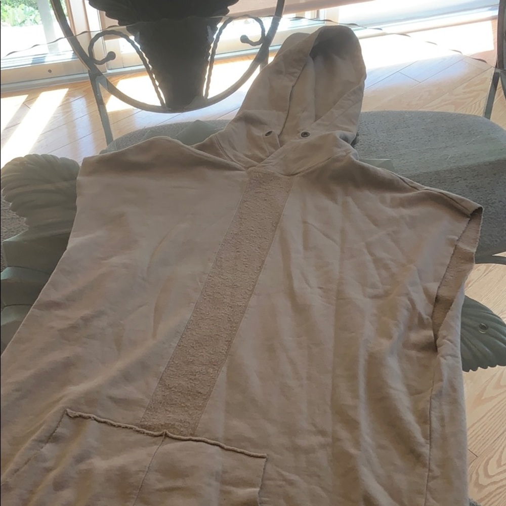 Very cool sleeveless hoodie